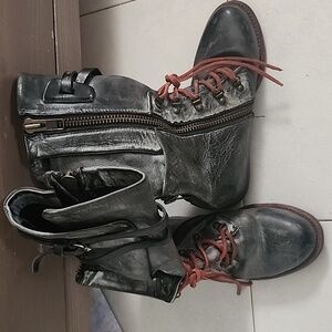 Freebird Ravi black boots with red laces